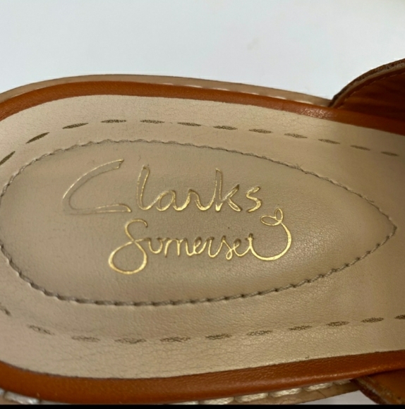 CLARKS GLACIER CHIC TAN GENUINE LEATHER MULES SZ 9.5 🌟 🌟 - Picture 4 of 11